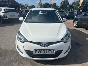 Used Hyundai i20 2013 for sale - 75416890: Photo