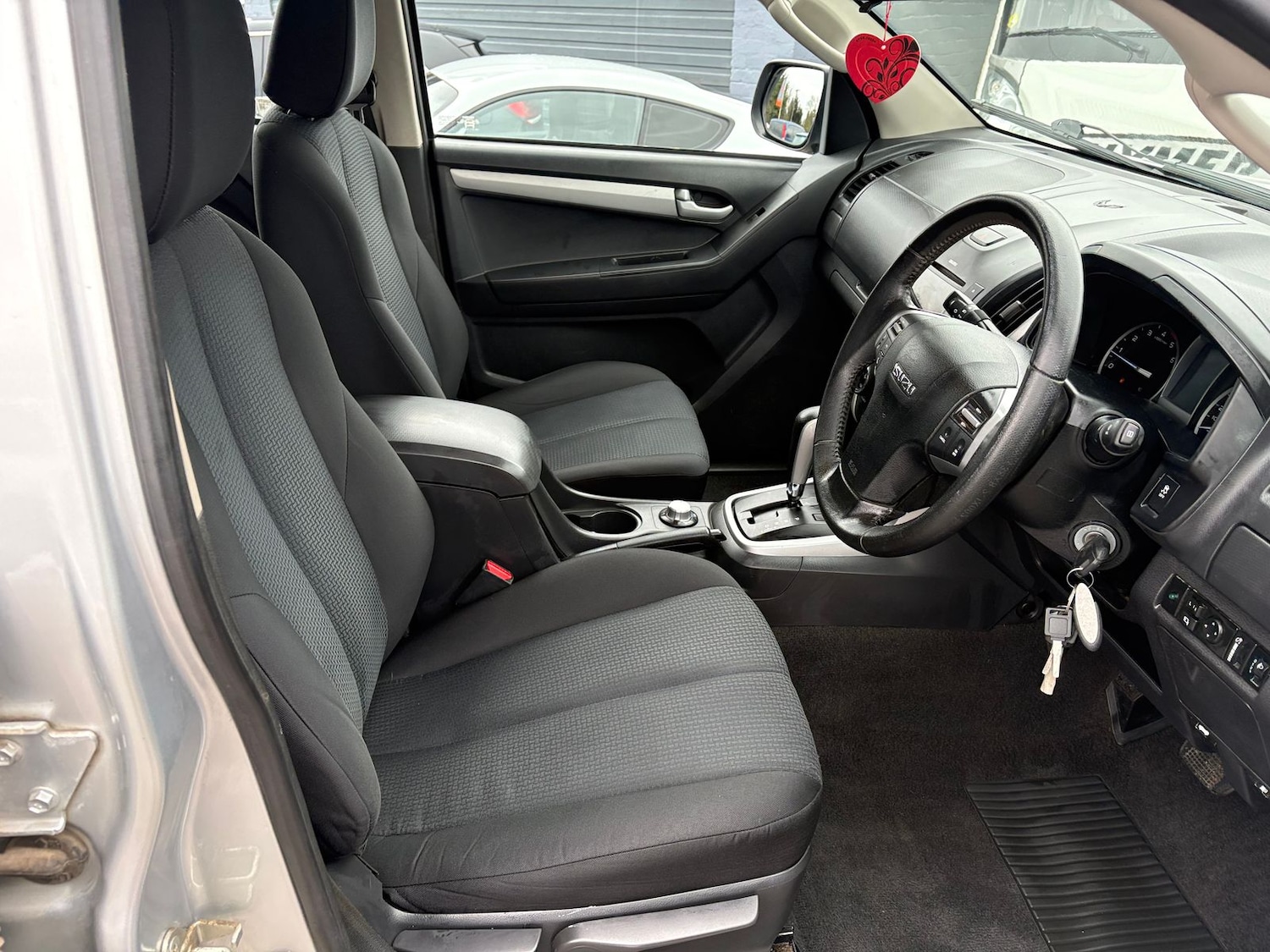 Used Isuzu D-Max 2014 for sale - 77911380: Photo 10