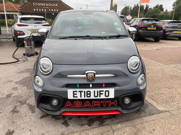Used Abarth 595 2018 for sale - 76232890: Photo 2