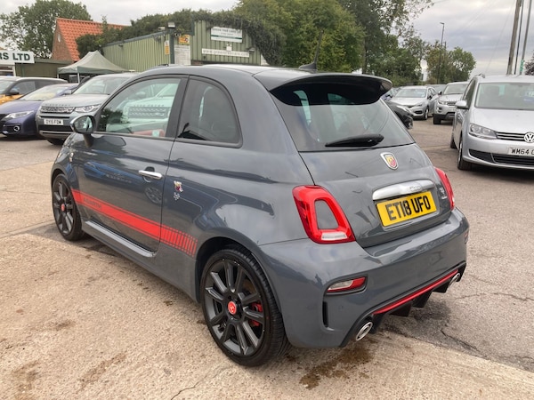 Used Abarth 595 2018 for sale - 76232890: Photo 8