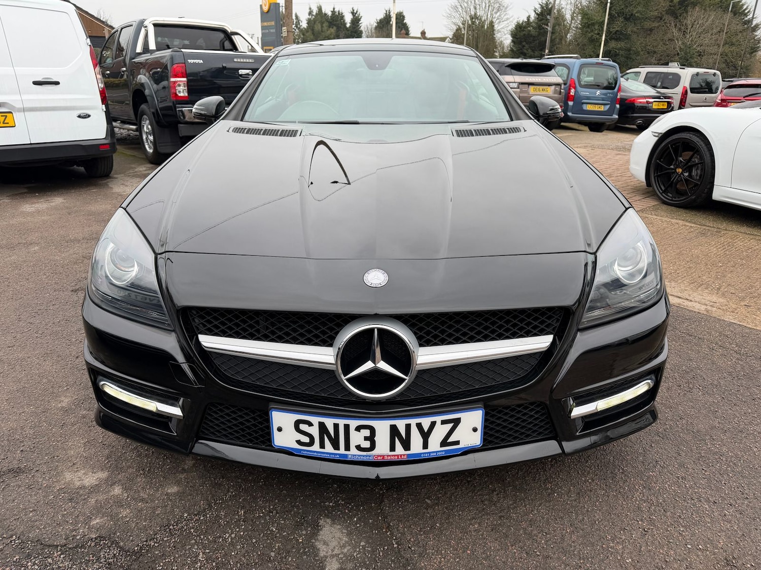 Used Mercedes-Benz SLK 2013 for sale - 77365615: Photo 2