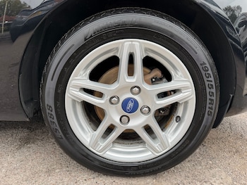 Used Ford Fiesta 2014 for sale - 76310077: Photo 4