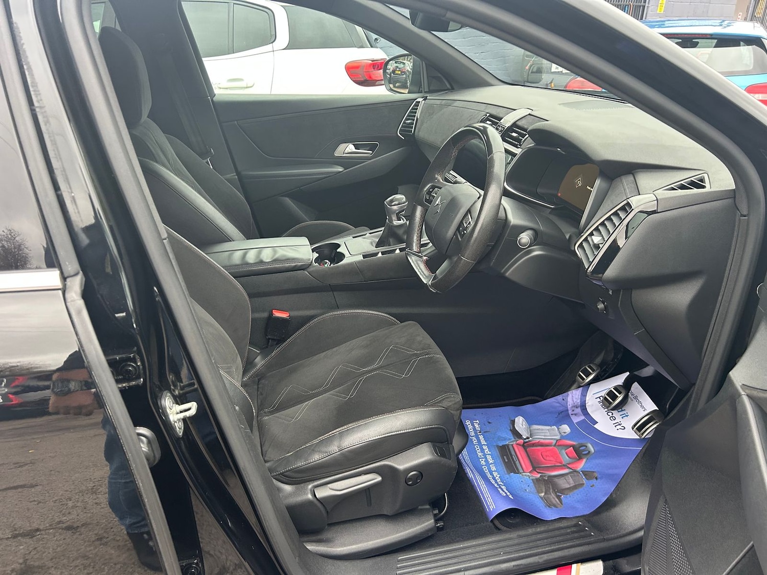 Used DS Automobiles DS 7 Crossback 2018 for sale - 76487351: Photo 10