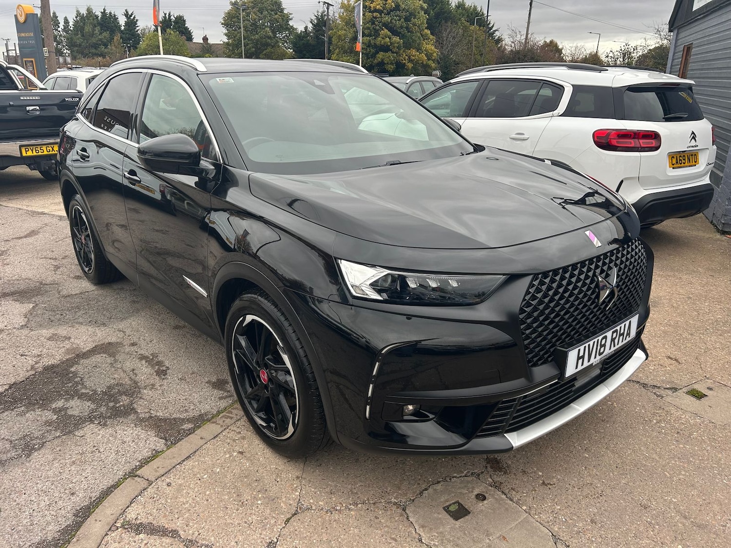 Used DS Automobiles DS 7 Crossback 2018 for sale - 76487351: Photo 2