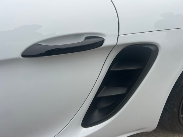 Used Porsche Cayman 2018 for sale - 76297388: Photo 14