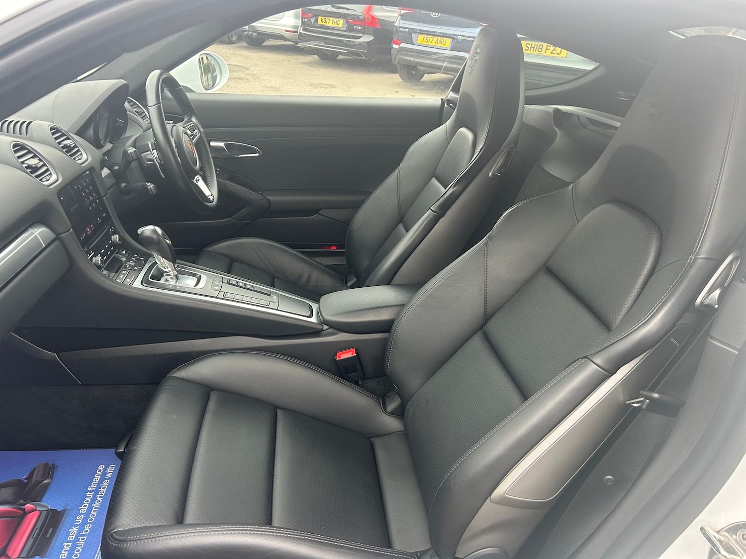 Used Porsche 718 Cayman 2018 for sale - 76297388: Photo 16