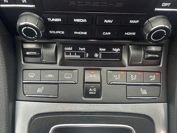 Used Porsche Cayman 2018 for sale - 76297388: Photo 23