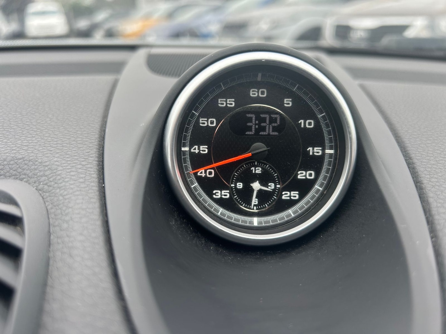 Used Porsche 718 Cayman 2018 for sale - 76297388: Photo 24