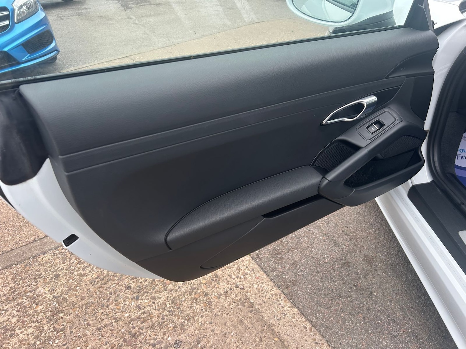 Used Porsche 718 Cayman 2018 for sale - 76297388: Photo 29