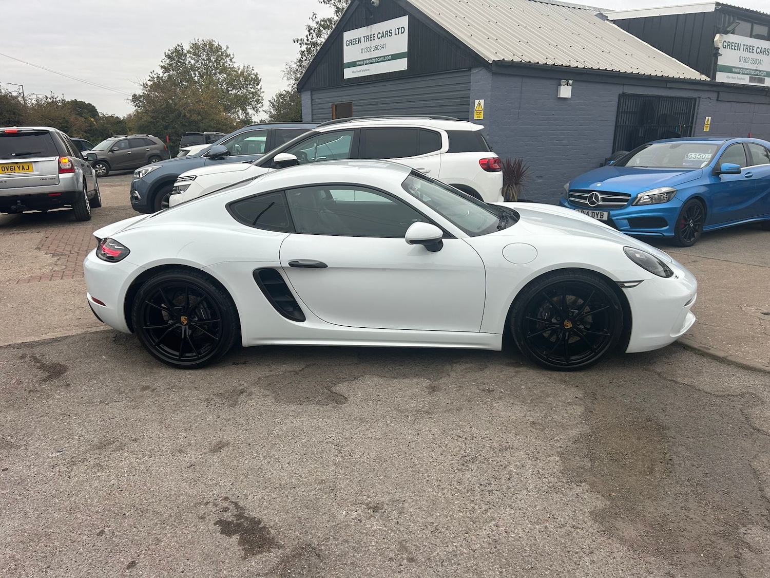Used Porsche 718 Cayman 2018 for sale - 76297388: Photo 8