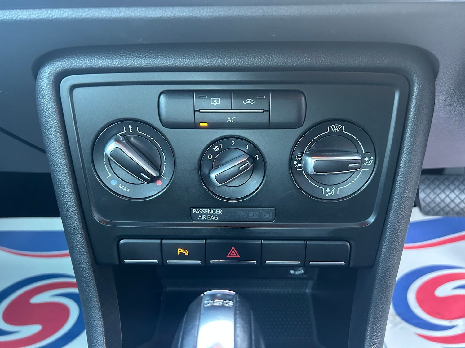 Used Volkswagen Beetle 2012 for sale - 76901627: Photo 14