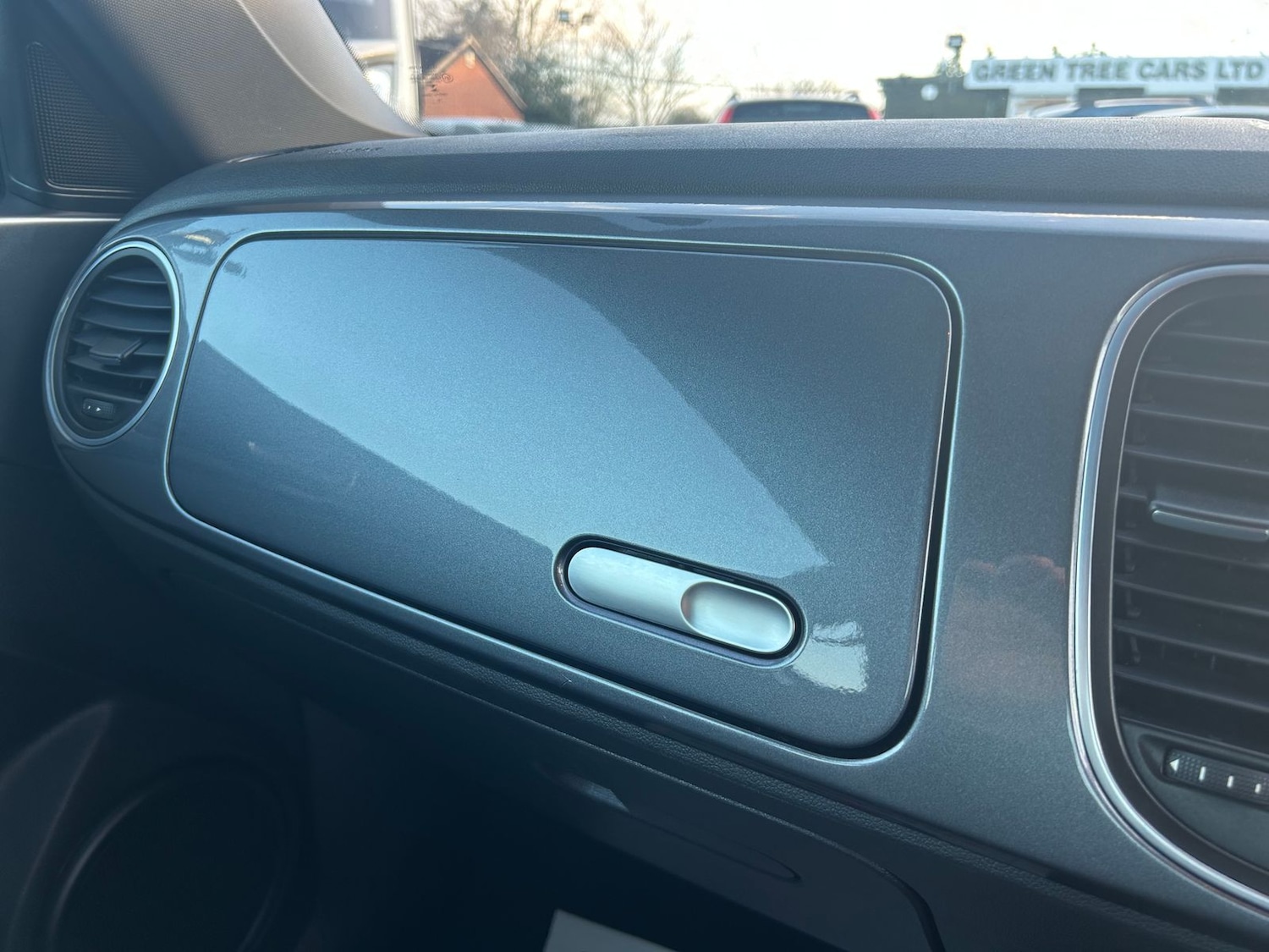 Used Volkswagen Beetle 2012 for sale - 76901627: Photo 17