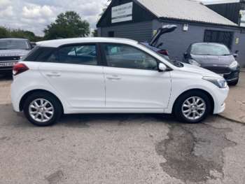 Used Hyundai i20 2017 for sale - 75312903: Photo