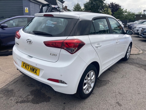 Used Hyundai i20 2017 for sale - 75312903: Photo 4