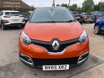 Used Renault Captur 2016 for sale - 76154564: Photo 2