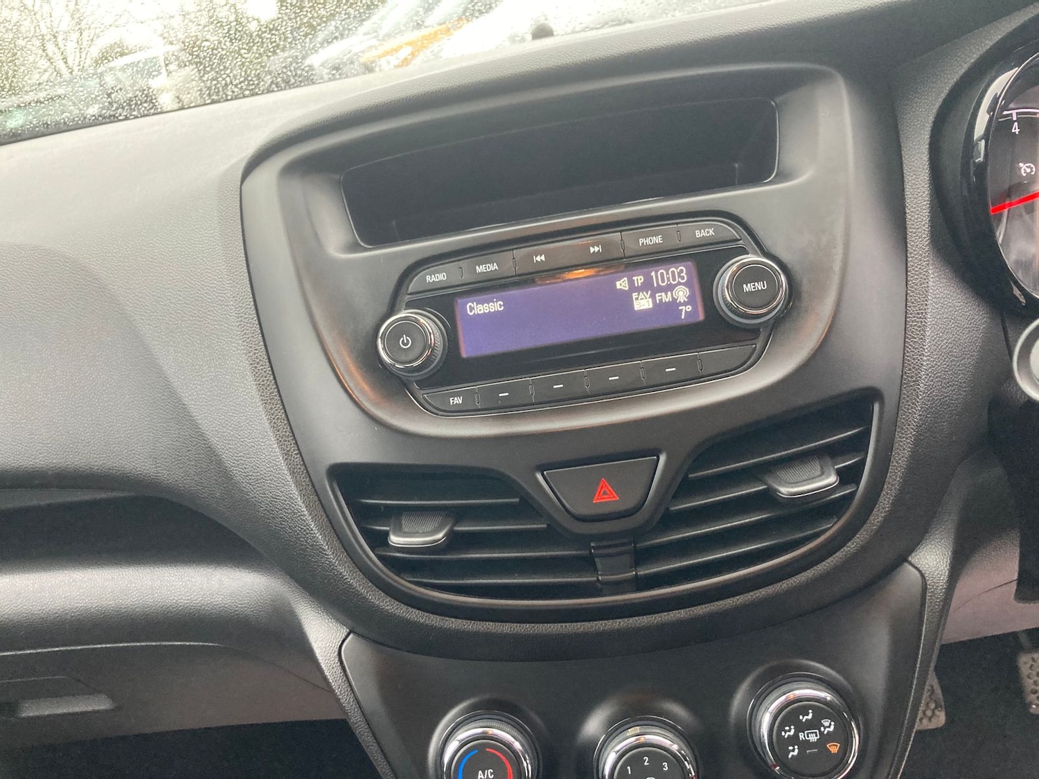 Used Vauxhall Viva 2016 for sale - 77293512: Photo 13