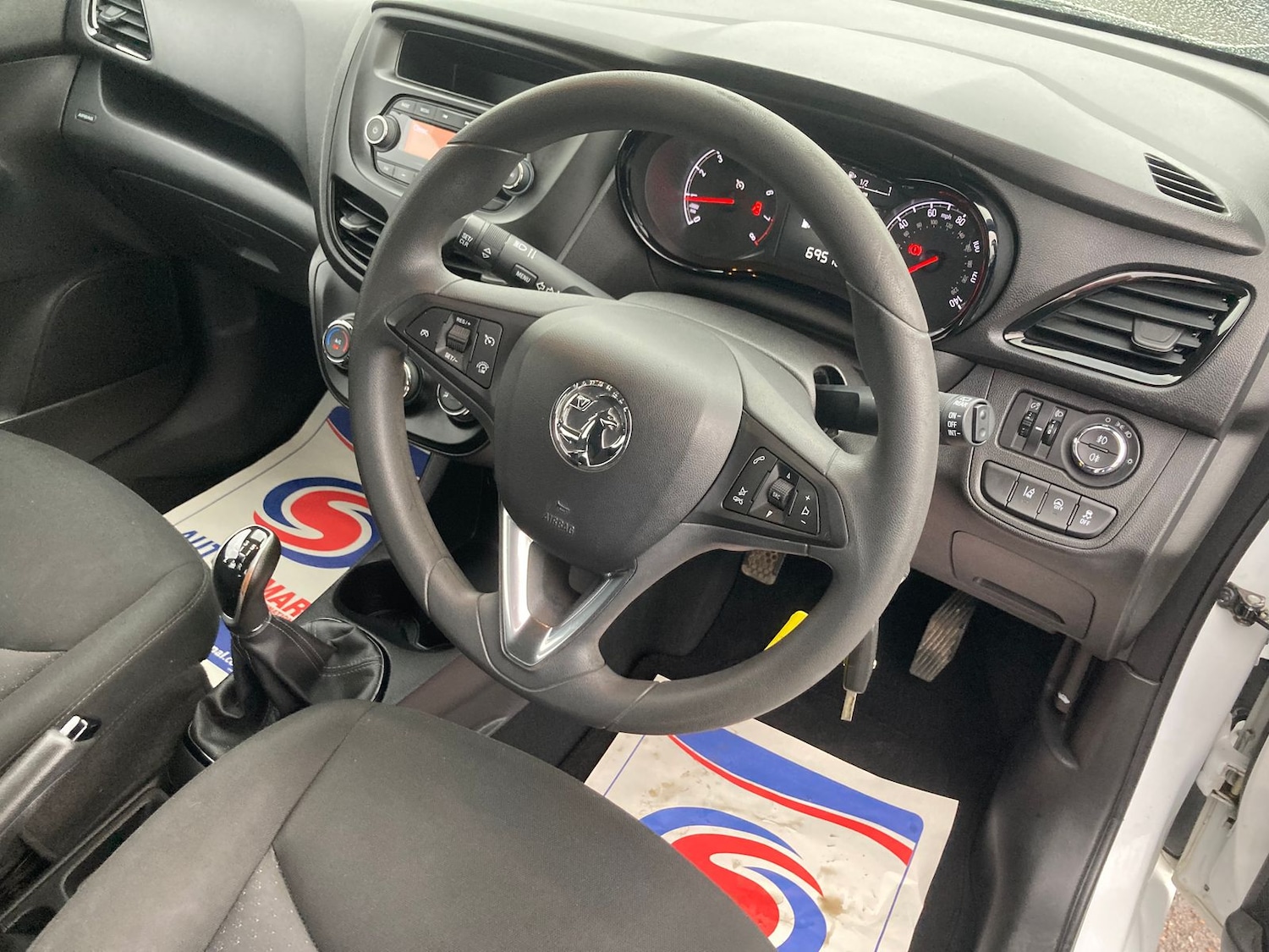 Used Vauxhall Viva 2016 for sale - 77293512: Photo 14