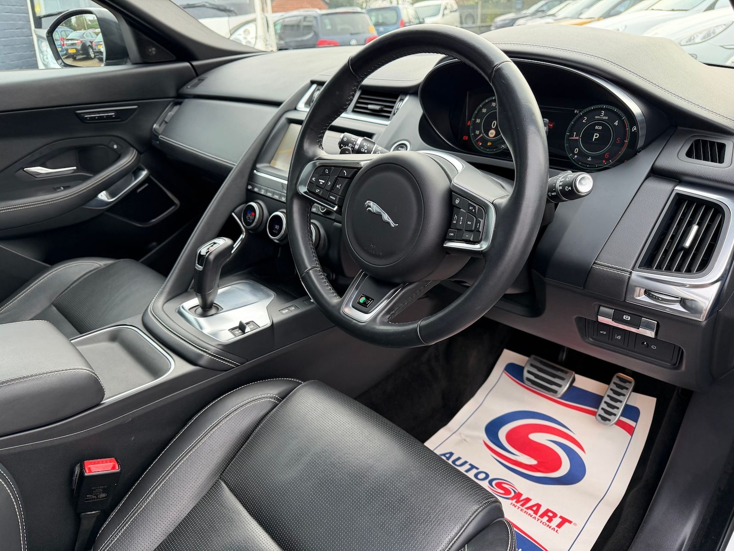 Used Jaguar E-Pace 2018 for sale - 77256584: Photo 15