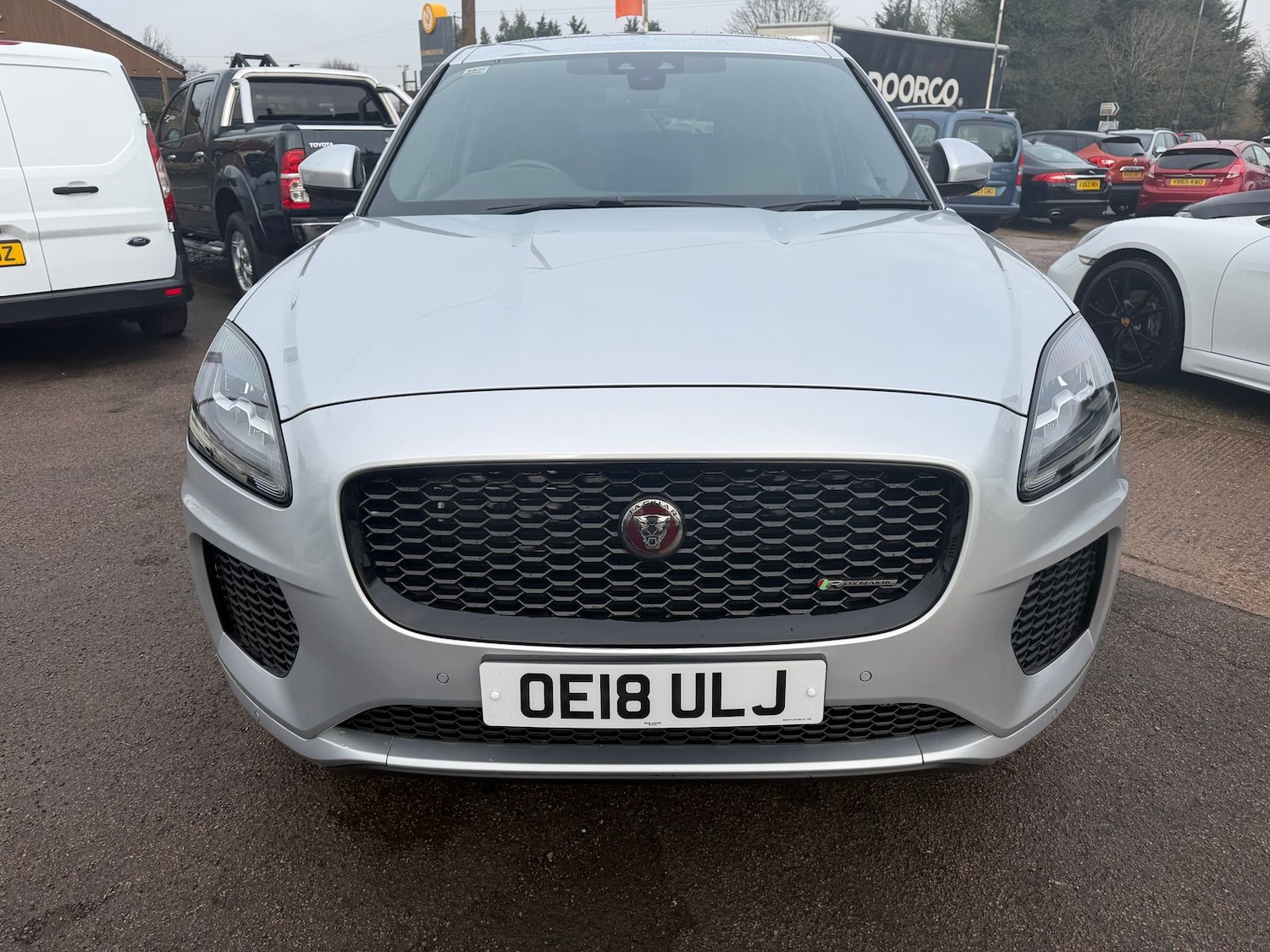 Used Jaguar E-Pace 2018 for sale - 77256584: Photo 2