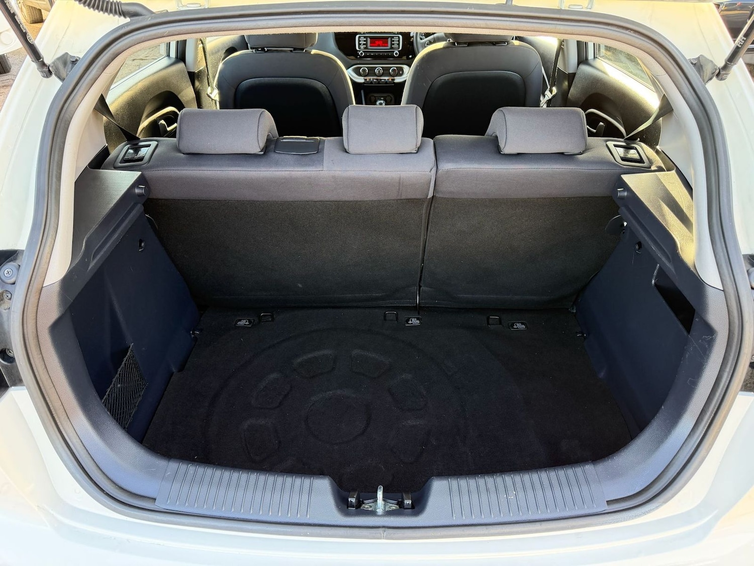 Used Kia Rio 2017 for sale - 76736819: Photo 13