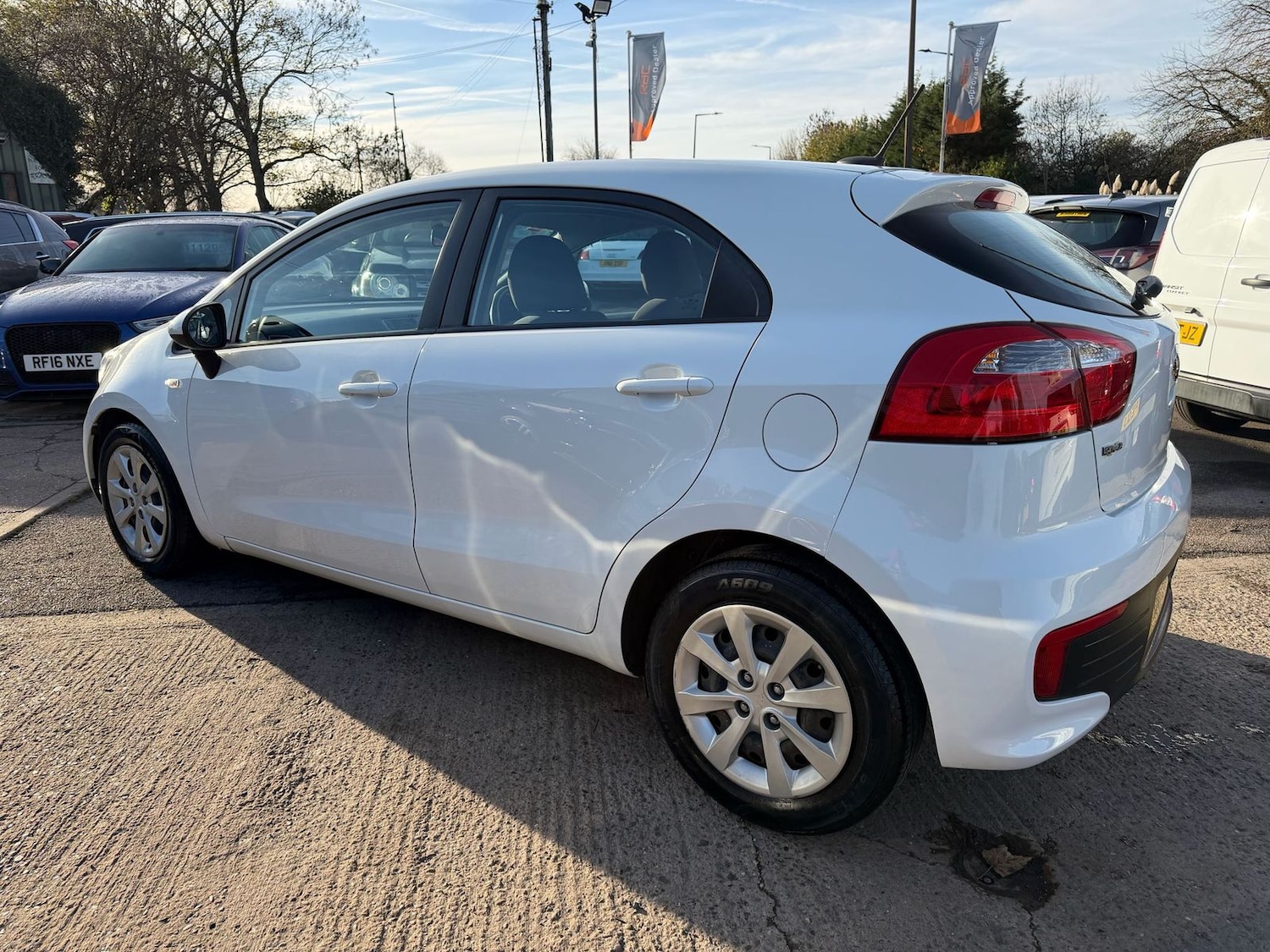 Used Kia Rio 2017 for sale - 76736819: Photo 4