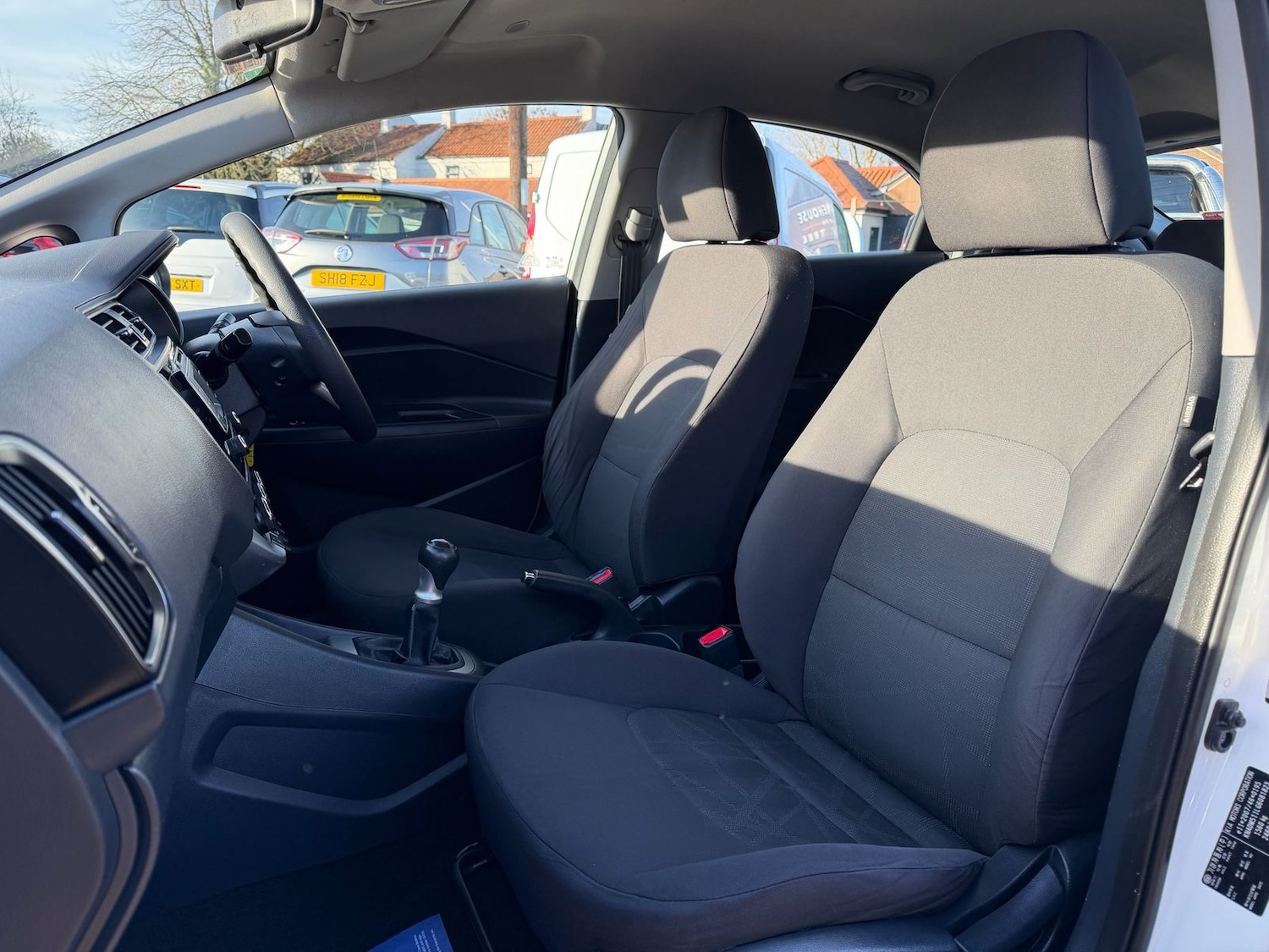 Used Kia Rio 2017 for sale - 76736819: Photo 9