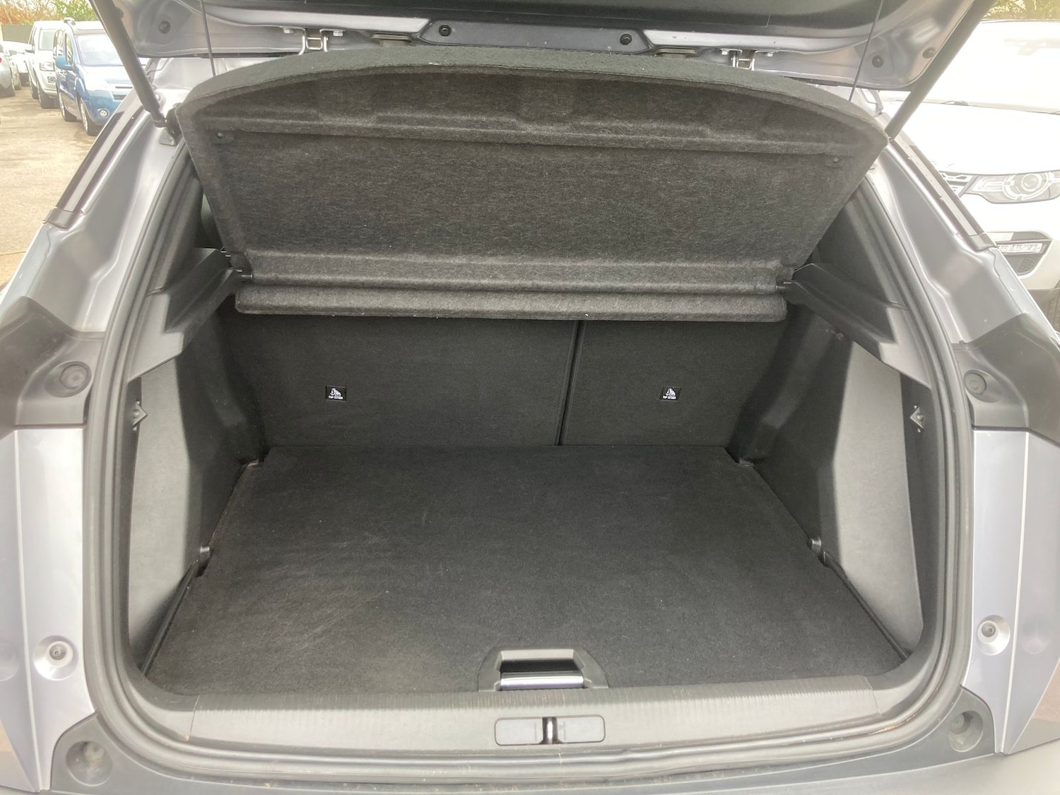 Used Peugeot 2008 2023 for sale - 77634731: Photo 7