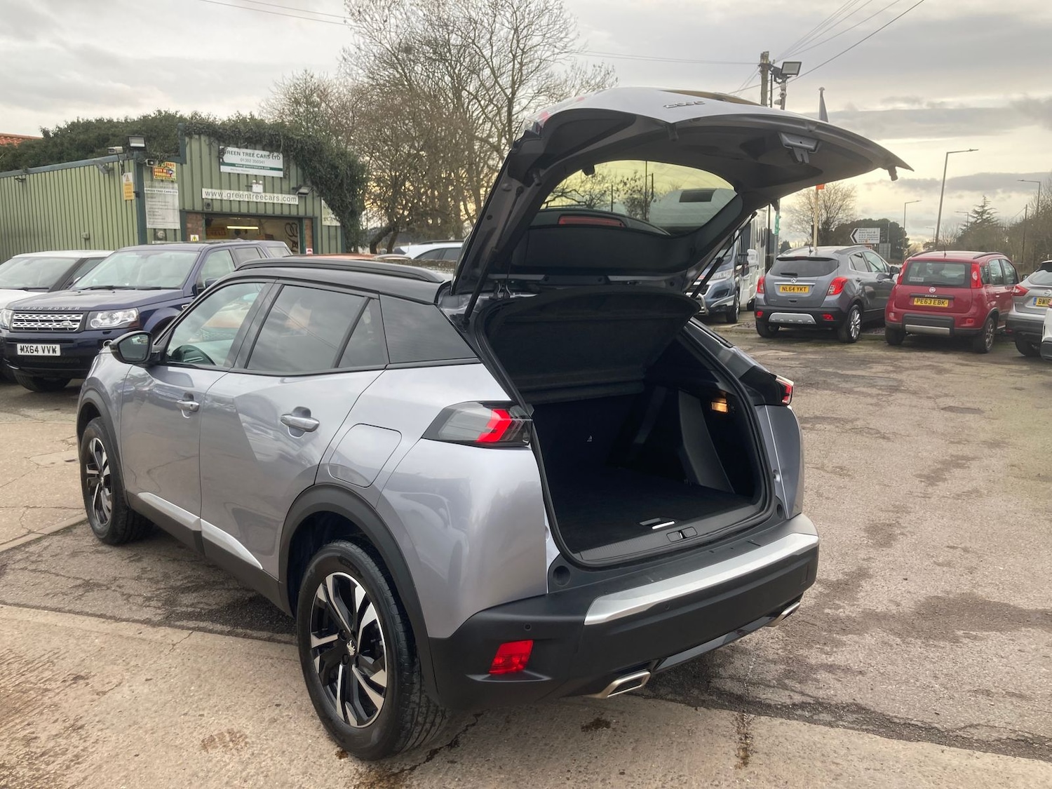 Used Peugeot 2008 2023 for sale - 77634731: Photo 8