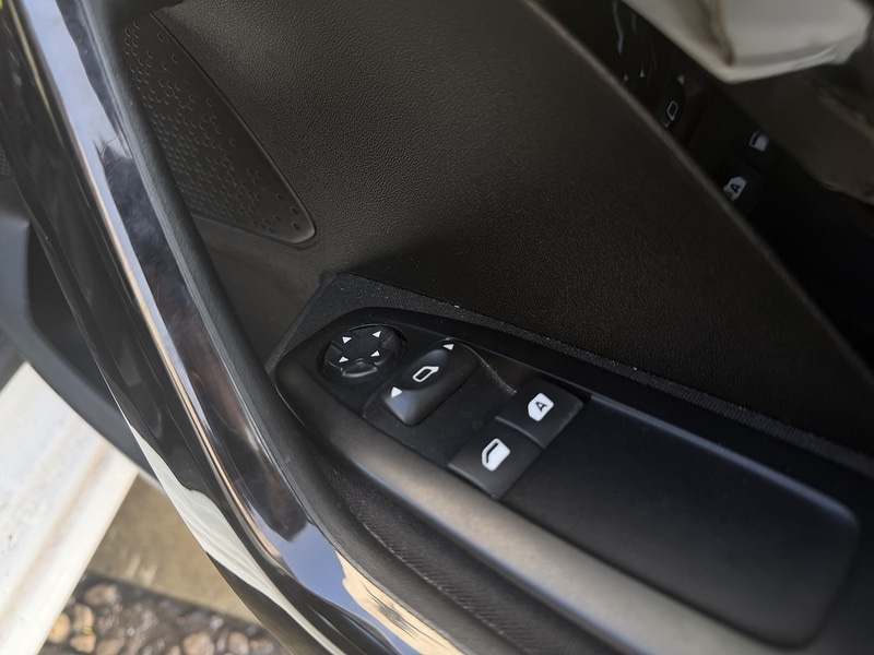 Used Peugeot 208 for sale - 77749251: Photo 14