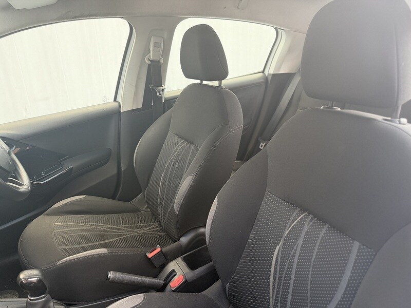 Used Peugeot 208 for sale - 77749251: Photo 28