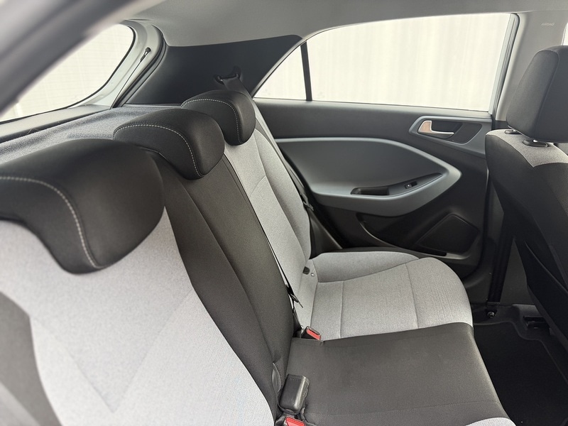 Used Hyundai i20 2015 for sale - 77902538: Photo 11