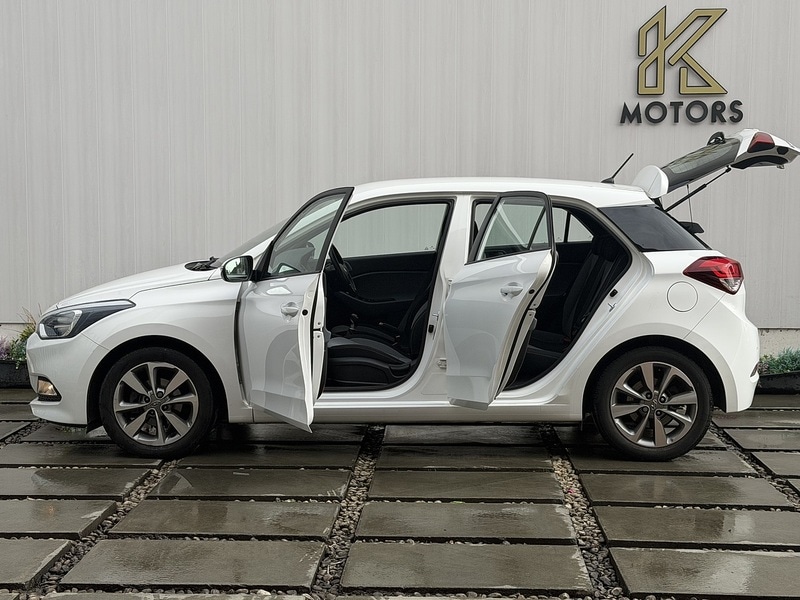 Used Hyundai i20 2015 for sale - 77902538: Photo 30