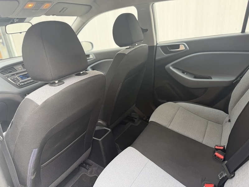 Used Hyundai i20 2015 for sale - 77902538: Photo 33