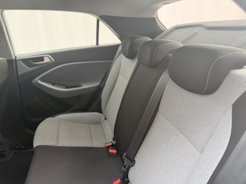 Used Hyundai i20 2015 for sale - 77902538: Photo 35