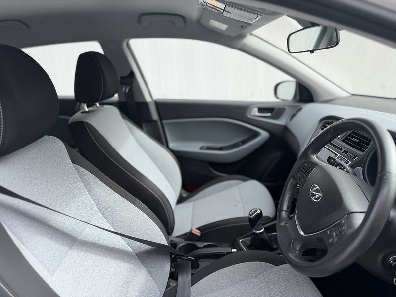 Used Hyundai i20 2015 for sale - 77902538: Photo 7