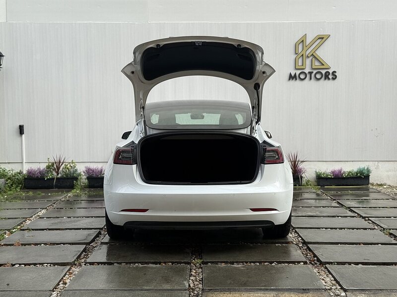 Used Tesla Model 3 2020 for sale - 76716109: Photo 8