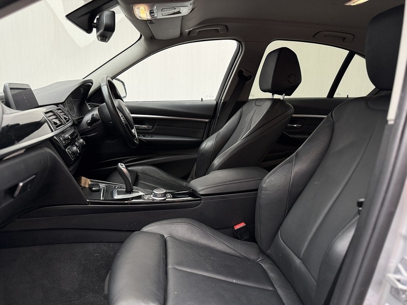 Used BMW 3 Series 2018 for sale - 76758746: Photo 31