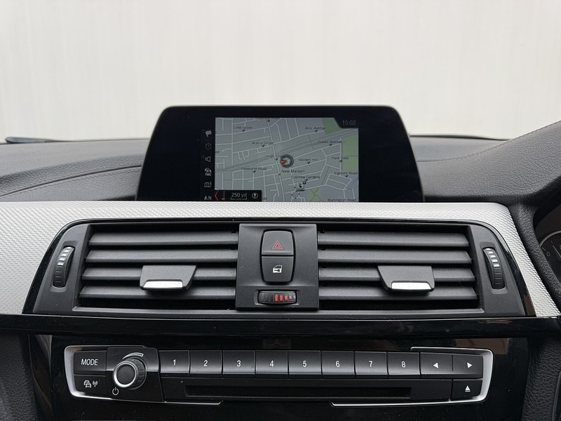 Used BMW 3 Series 2018 for sale - 76437097: Photo 18