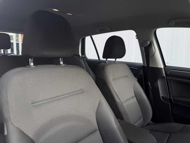 Used Volkswagen Golf 2017 for sale - 76716143: Photo 10