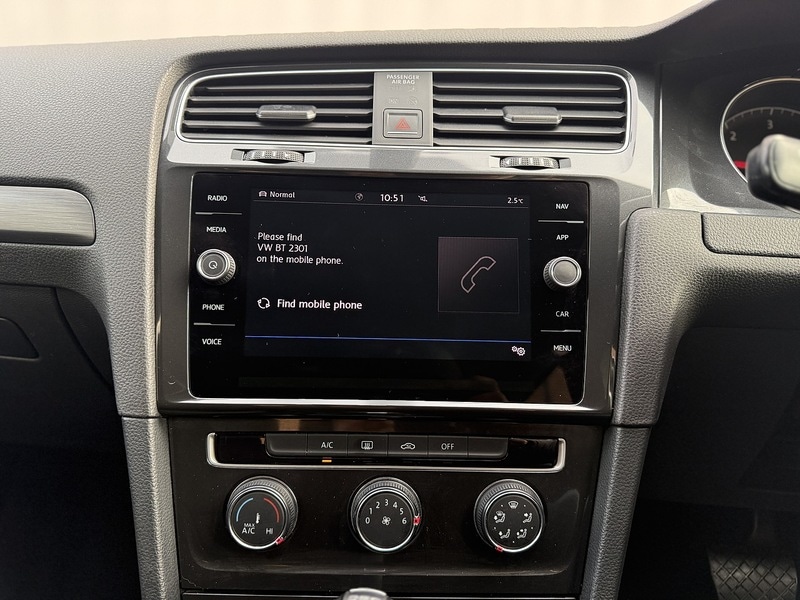 Used Volkswagen Golf 2017 for sale - 76716143: Photo 19