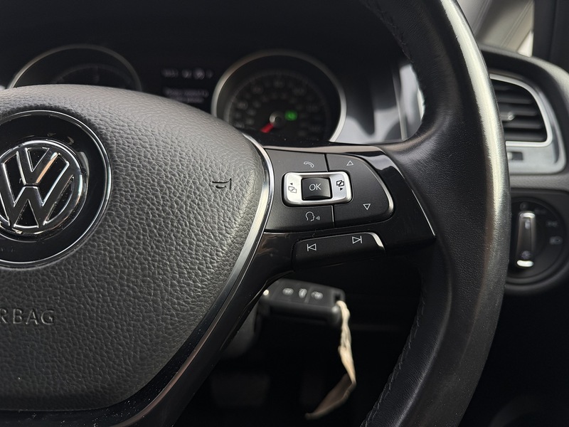 Used Volkswagen Golf 2017 for sale - 76716143: Photo 21