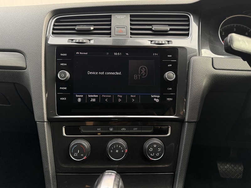 Used Volkswagen Golf 2017 for sale - 76716143: Photo 23