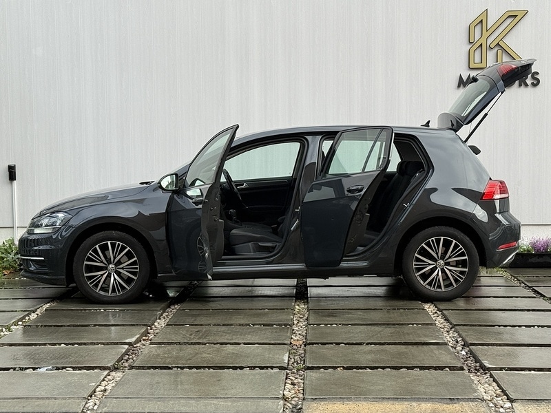 Used Volkswagen Golf 2017 for sale - 76716143: Photo 29