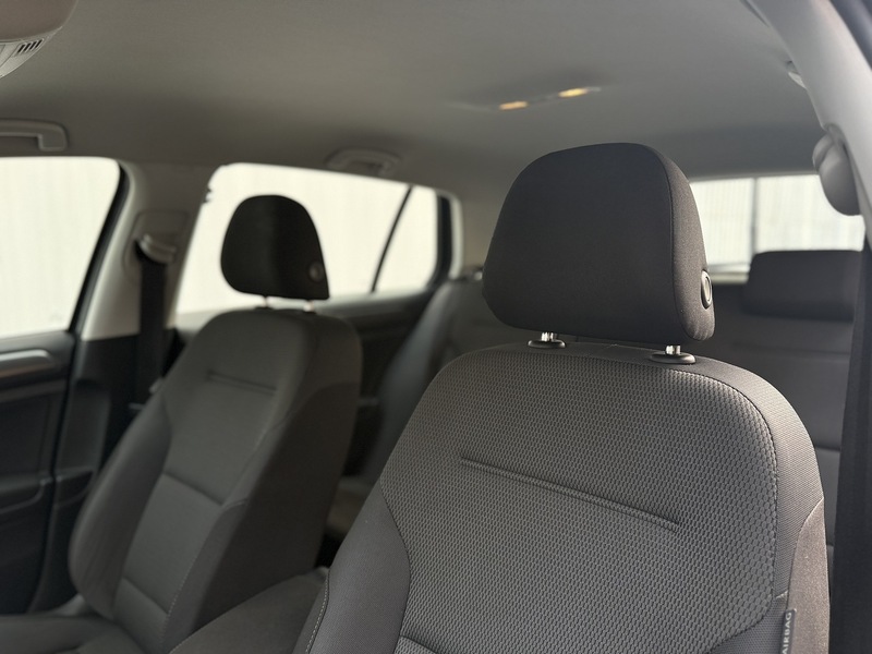 Used Volkswagen Golf 2017 for sale - 76716143: Photo 33