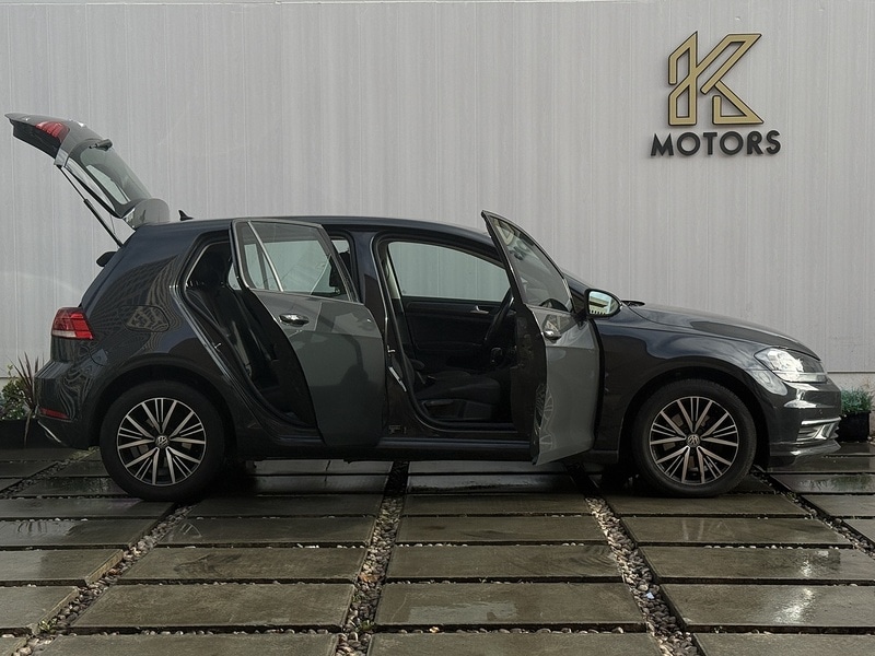 Used Volkswagen Golf 2017 for sale - 76716143: Photo 6