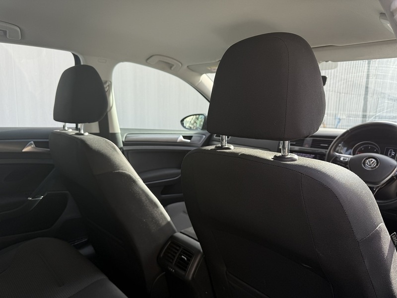 Used Volkswagen Golf 2017 for sale - 76716143: Photo 8