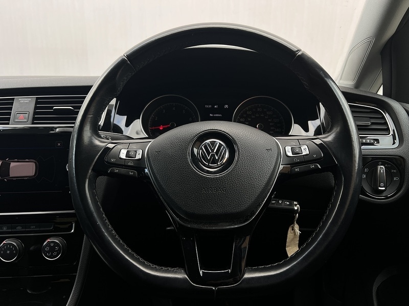 Used Volkswagen Golf 2018 for sale - 77264002: Photo 14