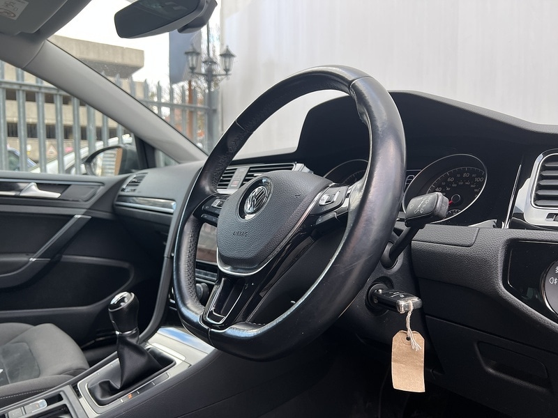 Used Volkswagen Golf 2018 for sale - 77264002: Photo 15