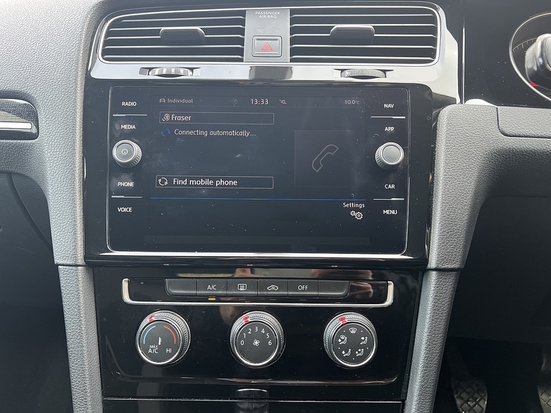 Used Volkswagen Golf 2018 for sale - 77264002: Photo 25