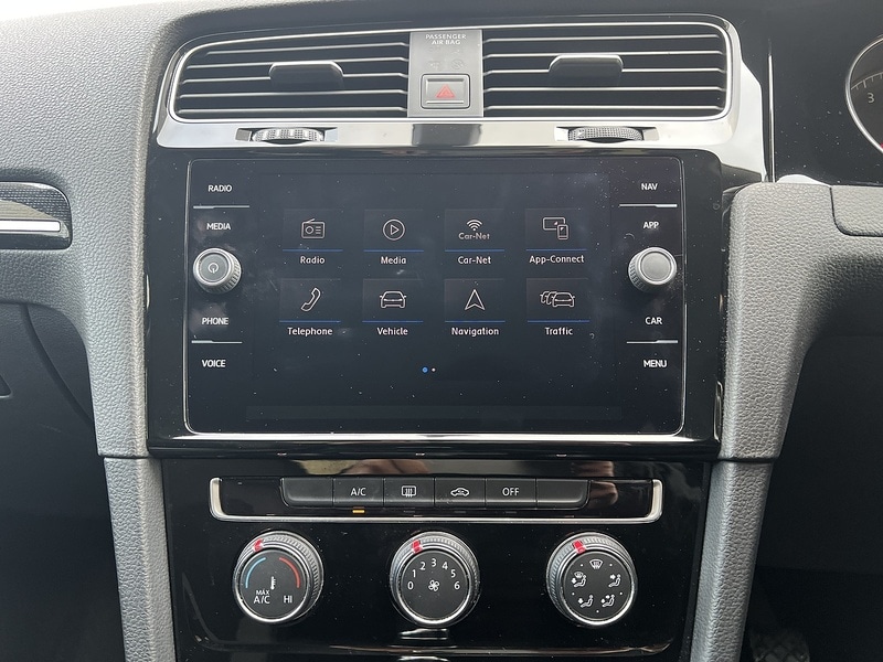 Used Volkswagen Golf 2018 for sale - 77264002: Photo 27